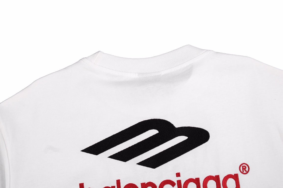 CAMISETA BLANCA CON ESTAMPADO DEL LOGOTIPO DE BALENCIAGA