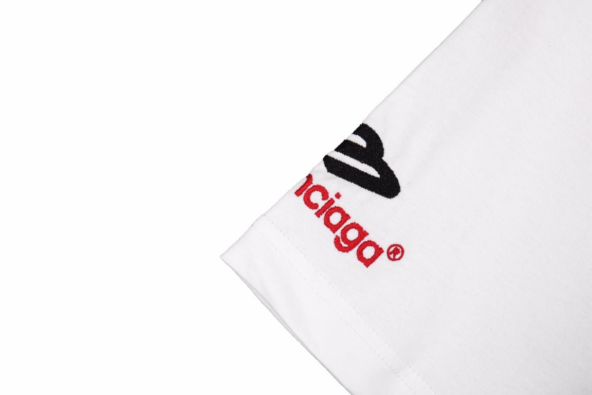 CAMISETA BLANCA CON ESTAMPADO DEL LOGOTIPO DE BALENCIAGA