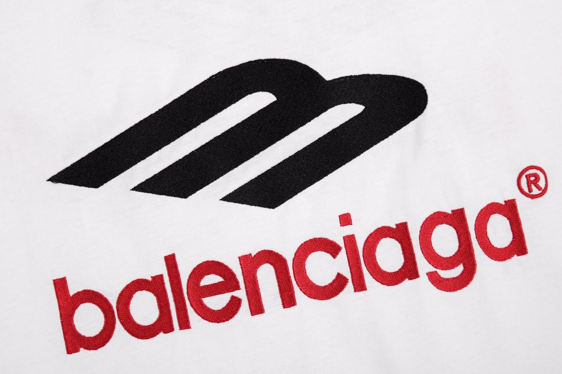BALENCIAGA Logo Graphic T-shirt - White Unisex Streetwear Limited Edition - The BALENCIAGA LOGO GRAPHIC T-SHIRT WHITE - REPLICA blends luxury minimalism with bold streetwear aesthetics