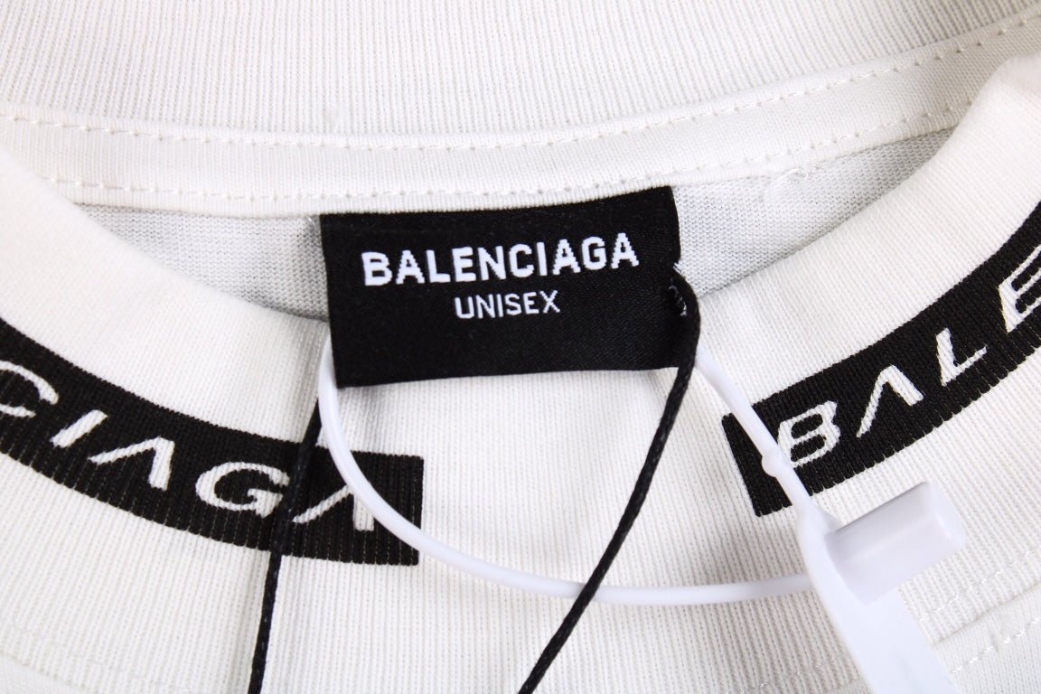 CAMISETA BLANCA CON LOGOTIPO DE PATROCINADOR DE BALENCIAGA