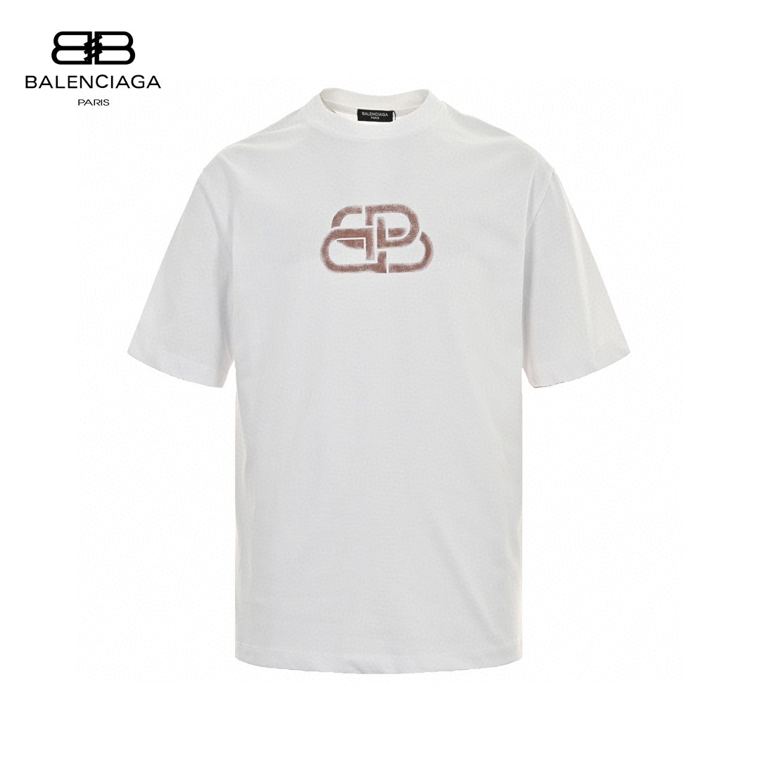 Balenciaga Logo T-shirt Unisex Streetwear Limited Edition - This Balenciaga t-shirt showcases a plush logo design on the chest. Crafted from high-quality cotton,