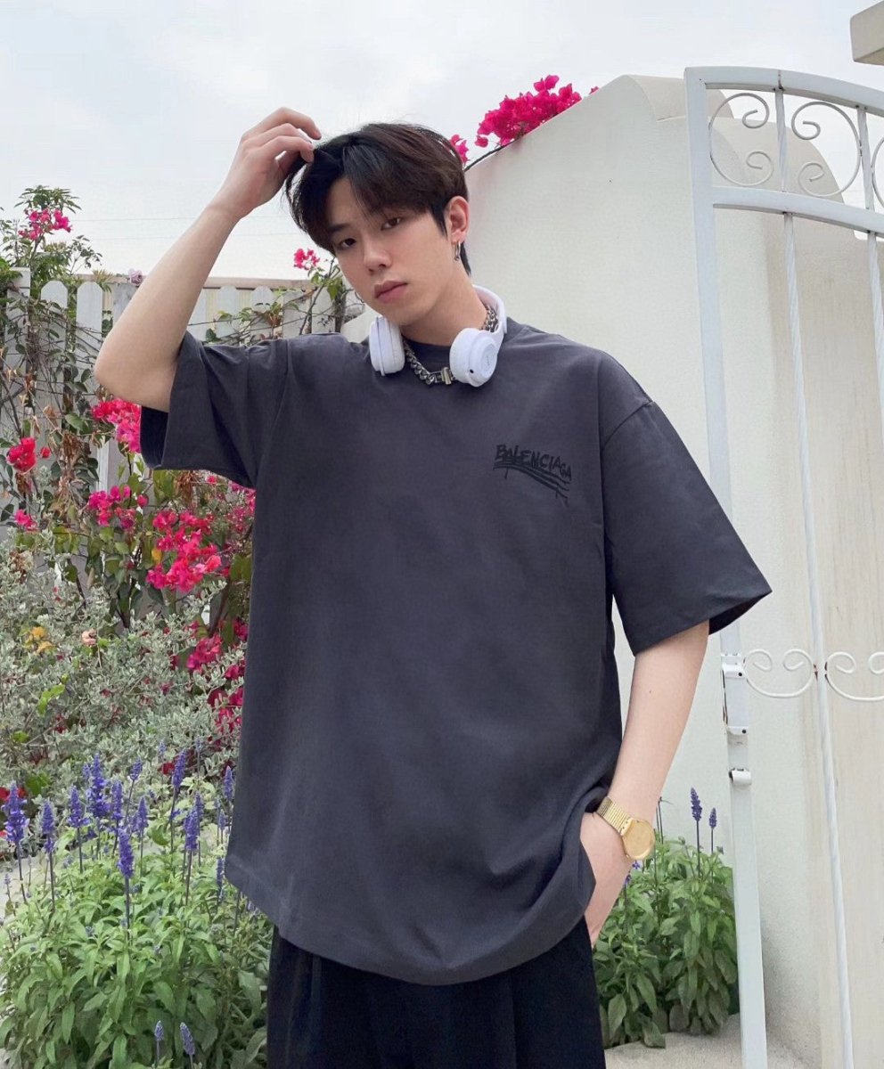 Camiseta con el logo de Balenciaga