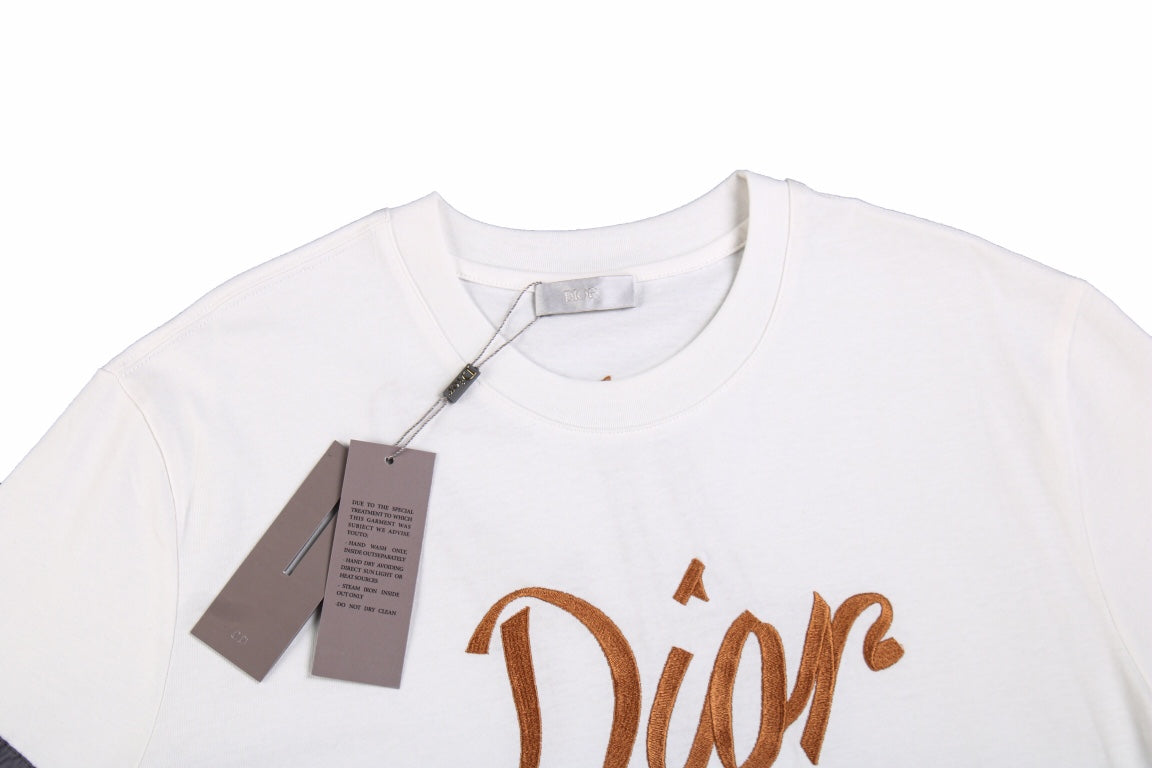 Camiseta Dior con logo Script (Blanca)