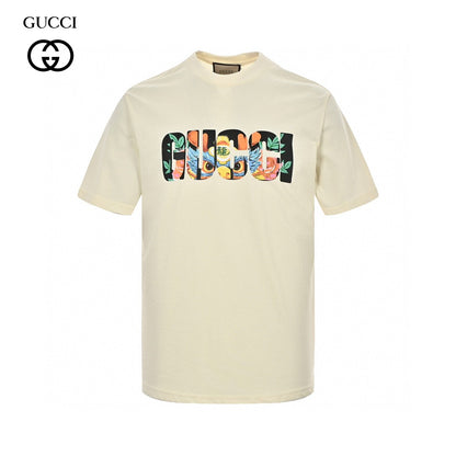 Gucci Graphic T-shirt (cream) Unisex Streetwear Limited Edition - <span>This cream Gucci t-shirt showcases a bold and colorful graphic design. The vibrant artwork features