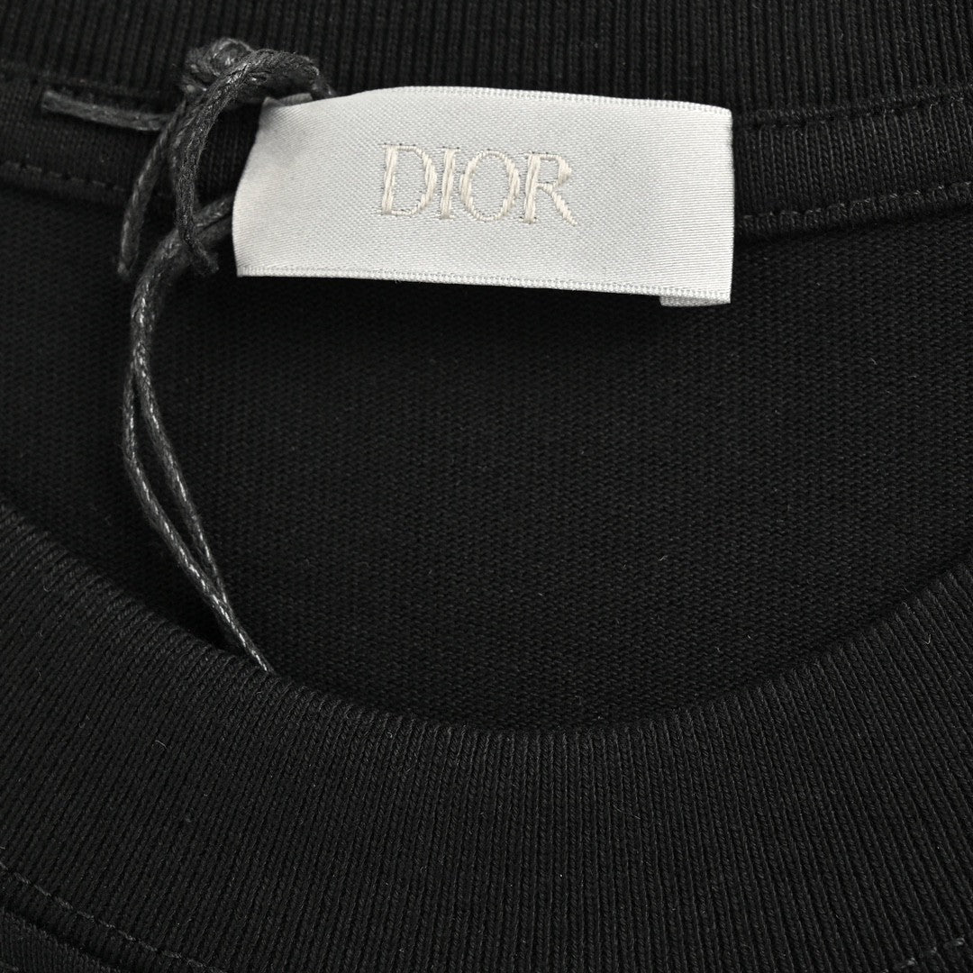 Camiseta Dior - Logotipo de pincelada