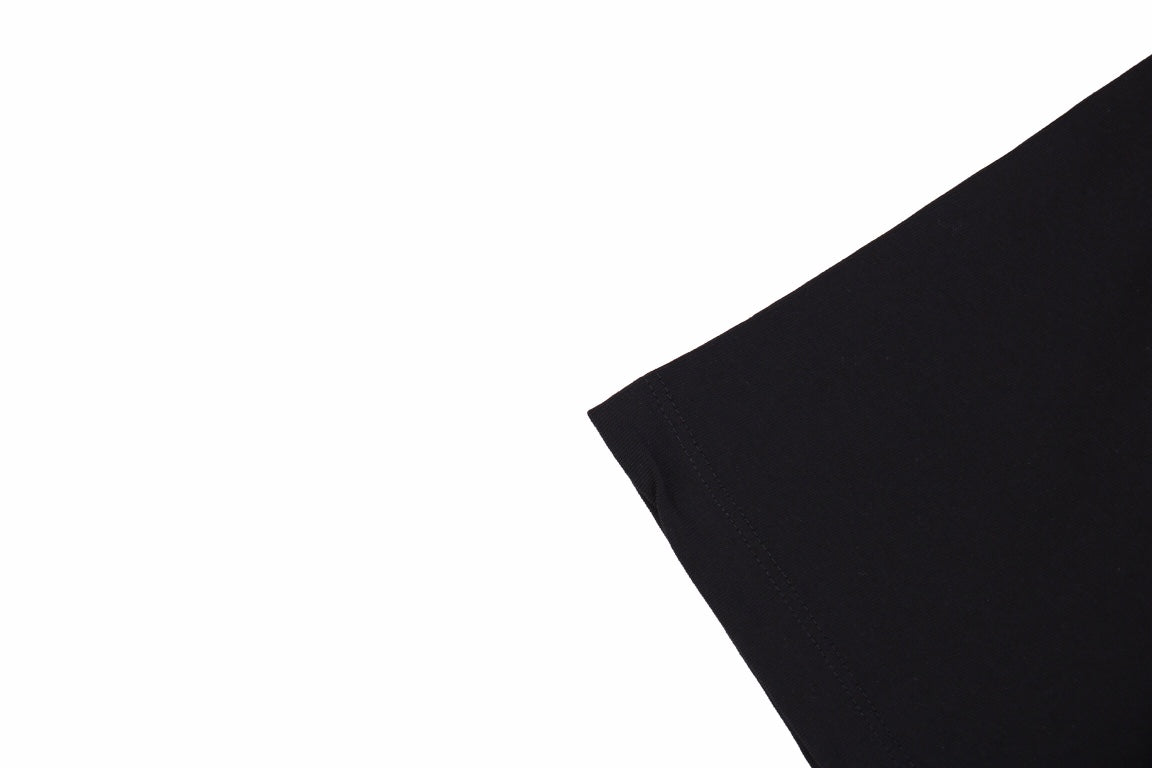 Camiseta Fear of God con la letra F (Negra)