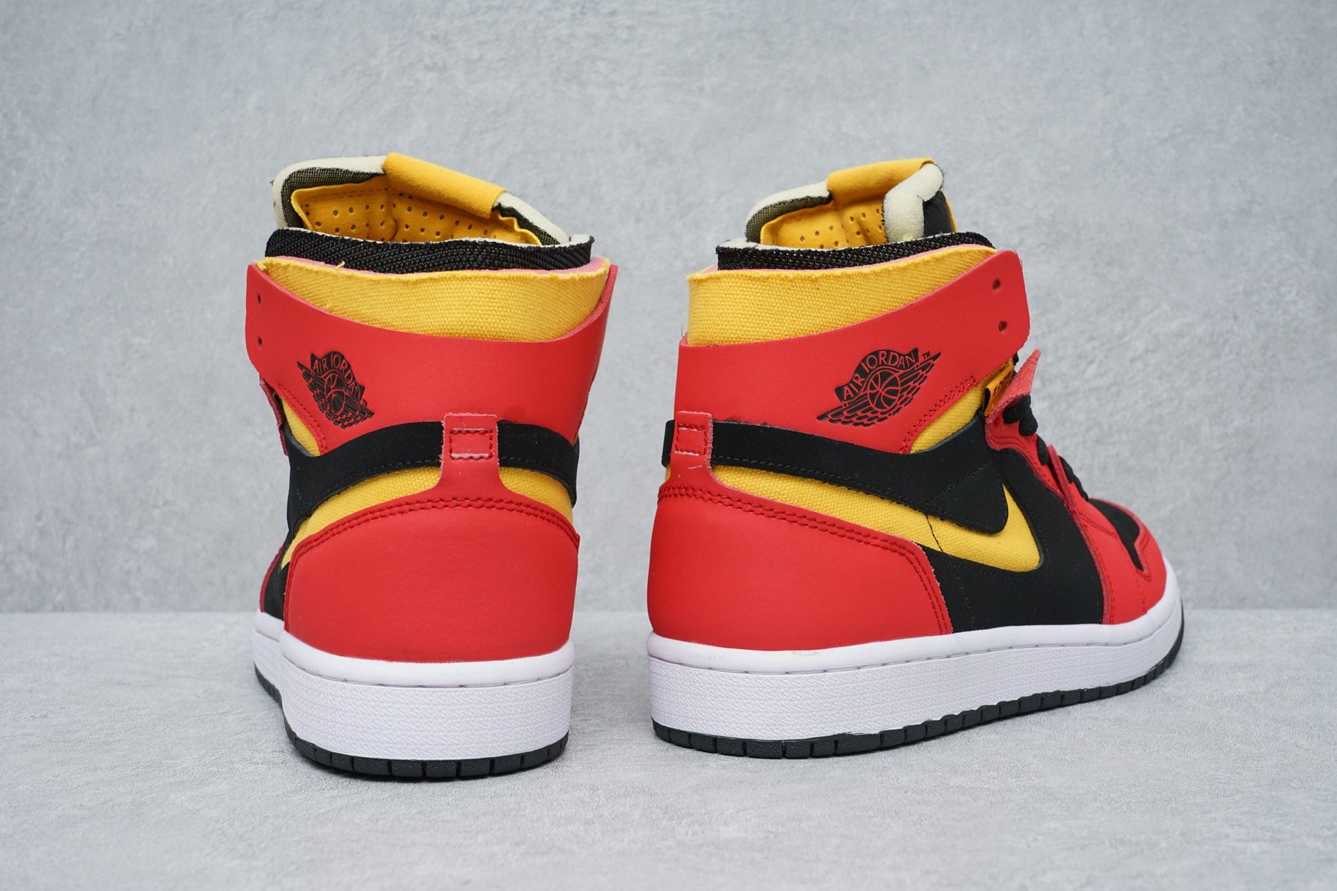 JORDAN 1 High Zoom Air Cmft - Chile Red Sneakers - Black Unisex Streetwear Limited Edition