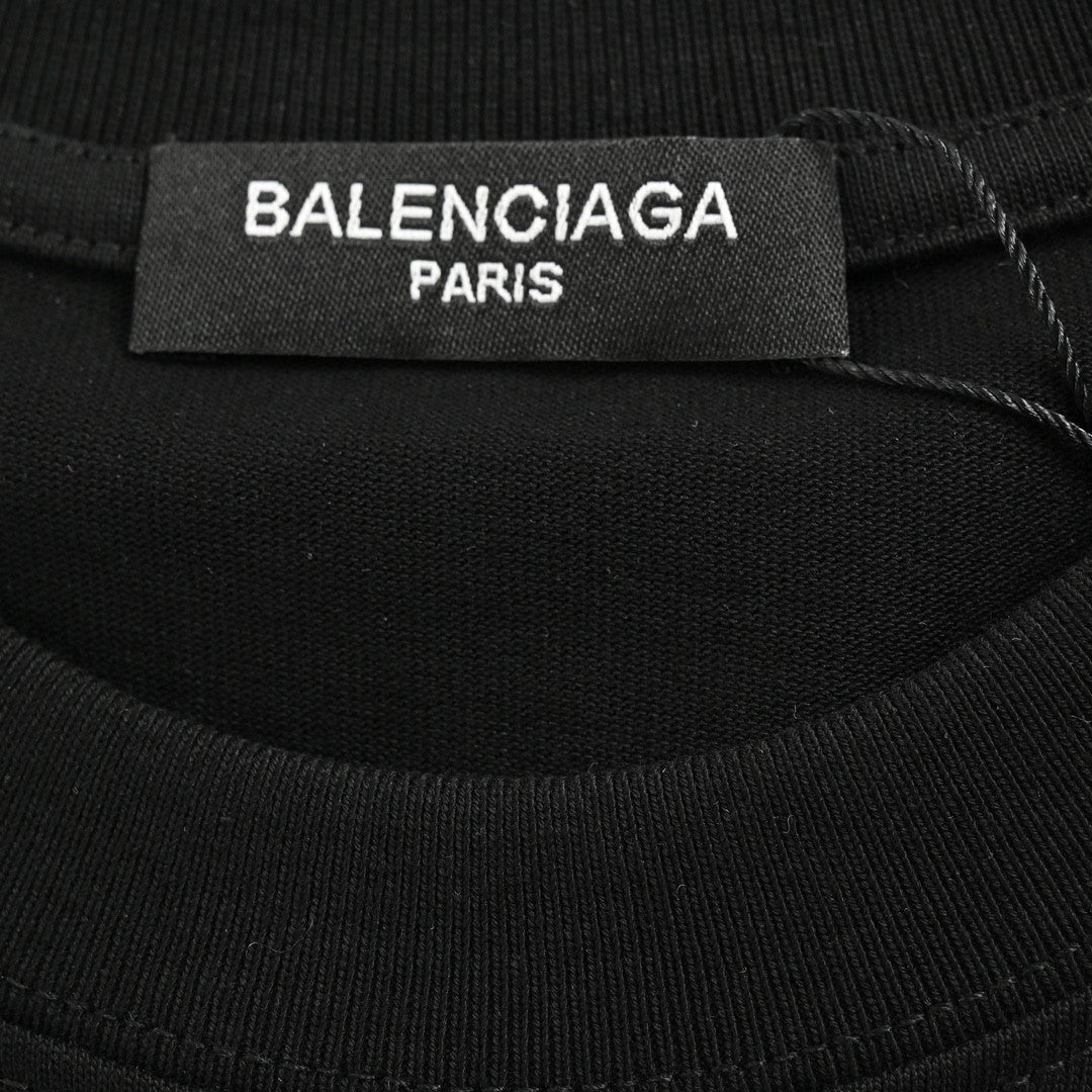 Camiseta negra con estampado de estrella de Balenciaga