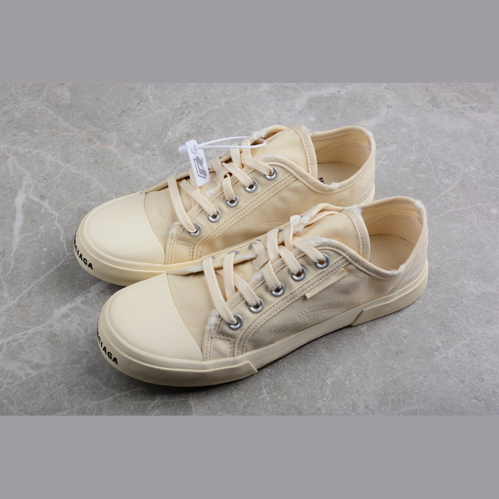 BALENCIAGA Paris Mid Vulc Destr - Sneakers - Beige Unisex Streetwear Limited Edition - Introducing the BALENCIAGA Paris Mid Vulc Destr x Beige, a perfect blend of contemporary design