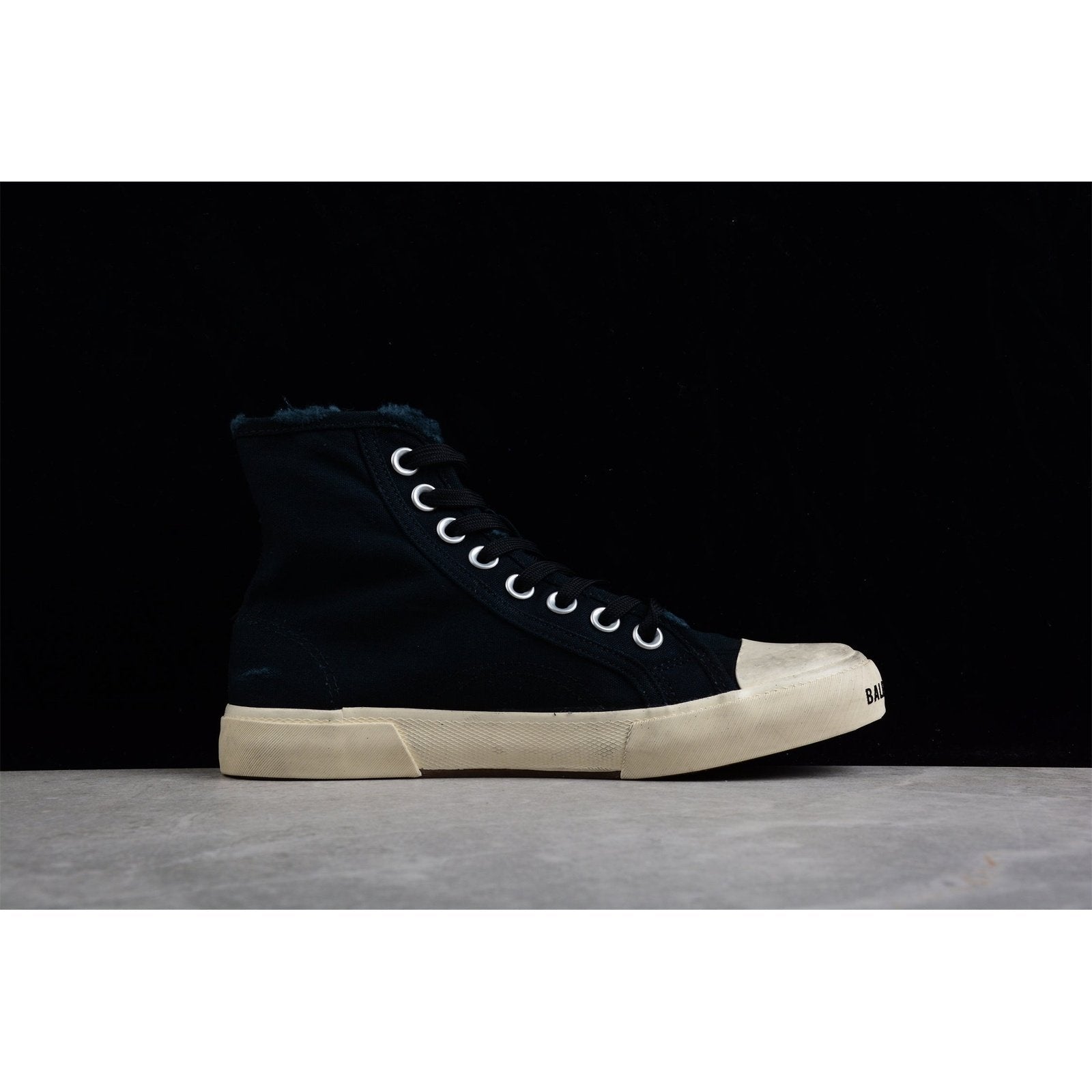 BALENCIAGA Paris High Vulc Destr - Sneakers - Black Unisex Streetwear Limited Edition - Introducing the BALENCIAGA Paris High Vulc Destr x Black, an avant-garde masterpiece blending high fashion