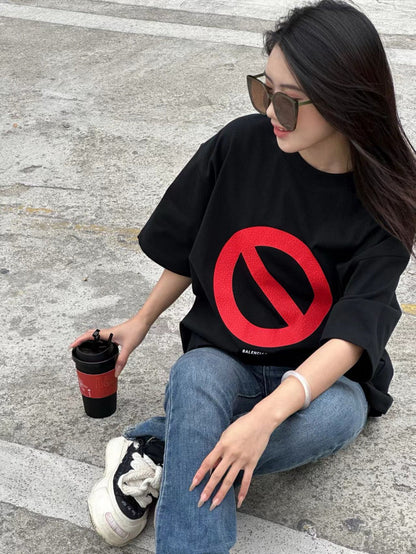 Camiseta Balenciaga - Símbolo de la Ley Seca