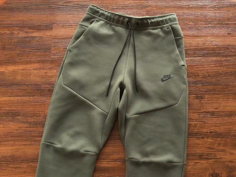 NIKE Tech Fleece Pants - Army - Green Unisex Streetwear Limited Edition - The NIKE TECH FLEECE PANTS ARMY GREEN - REPLICA blend modern athletic performance with sleek