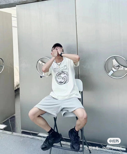 Camiseta Gucci - Logotipo garabateado