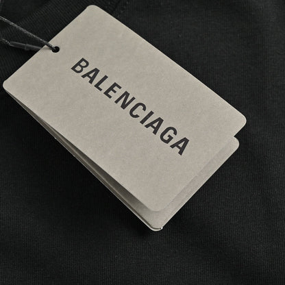 Camiseta Balenciaga - Estampado París