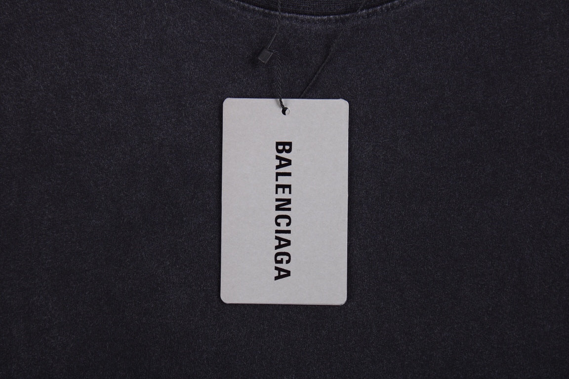 Camiseta Balenciaga con efecto lavado