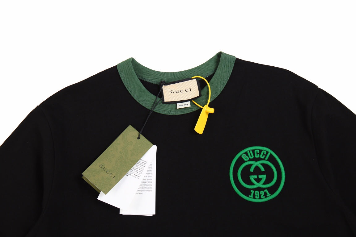 Polo Gucci con logotipo bordado