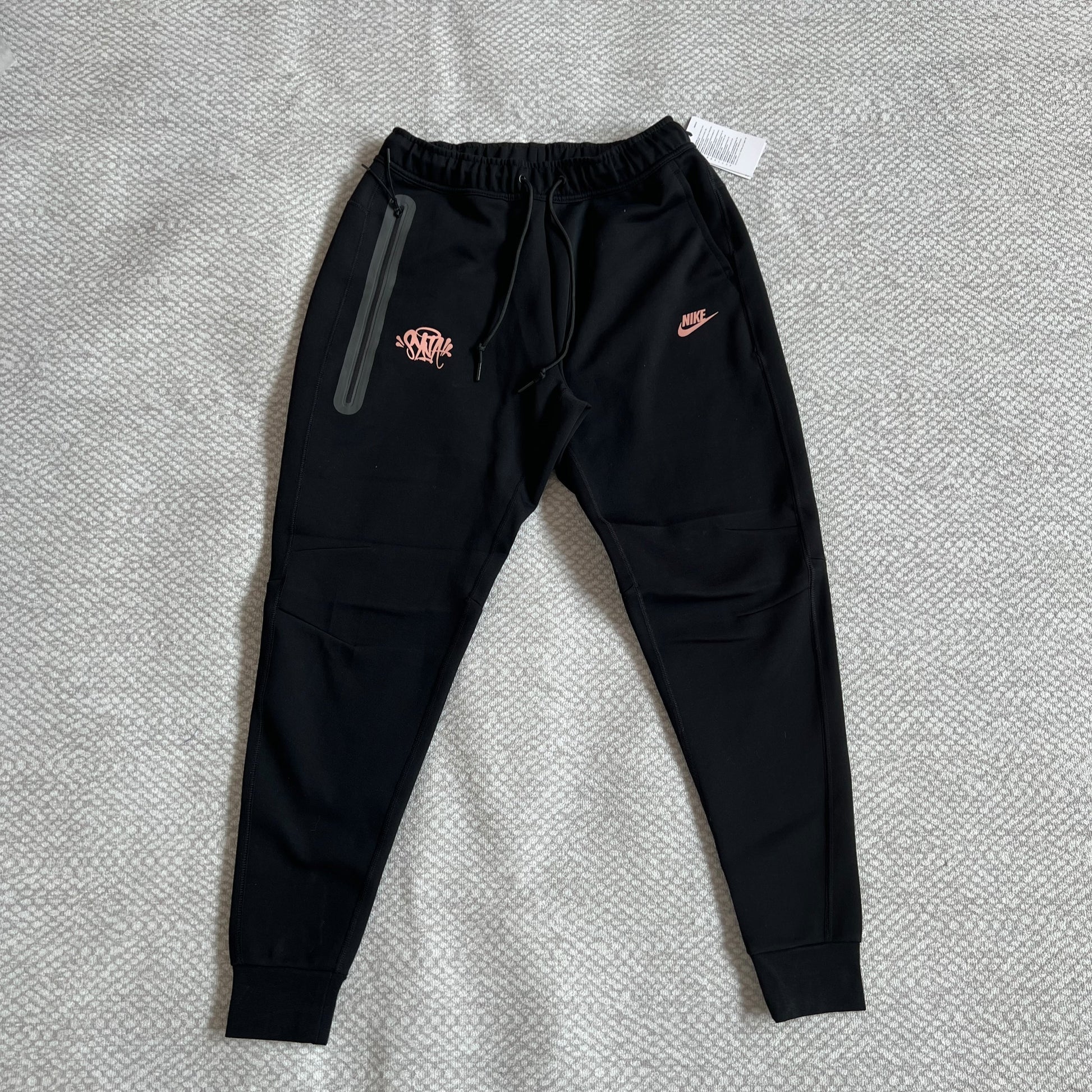 NIKE Tech Fleece - Syna Central Cee Pants - Red Unisex Streetwear Limited Edition