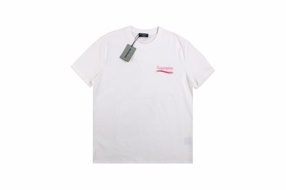 Balenciaga - Supreme T-shirt With Front Logo - White Unisex Streetwear Limited Edition - <p dir='ltr'><span>White t-shirt featuring a small pink Supreme logo on the front. Stylish collaboration