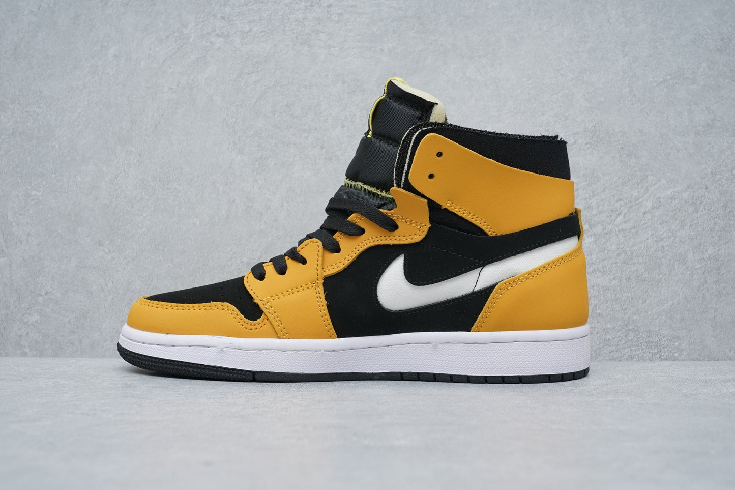 JORDAN 1 High Zoom Air Cmft - Monarch Sneakers - Black Unisex Streetwear Limited Edition