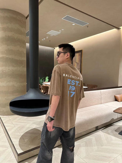 Camiseta Balenciaga - Estampado Berlín