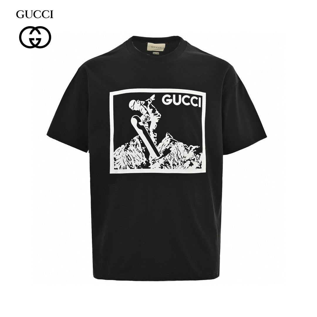 Gucci Snowboarder Graphic T-shirt - Black Unisex Streetwear Limited Edition - <span>This Gucci t-shirt features a bold graphic design of a snowboarder in action against a
