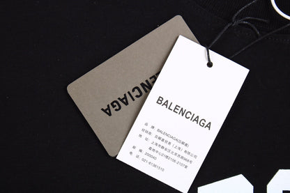 Camiseta negra con el logo de Balenciaga Toronto