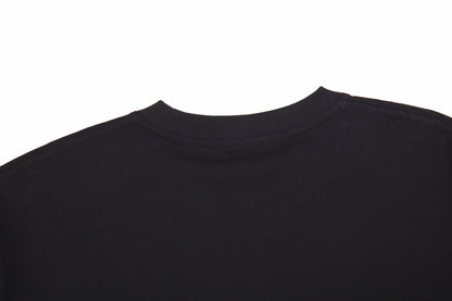 CAMISETA MINIMALISTA NEGRA DE BALENCIAGA