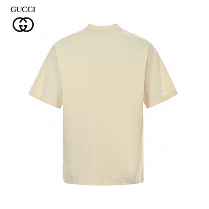 Gucci Snowboarder Graphic T-shirt - Black Unisex Streetwear Limited Edition - <span>This Gucci t-shirt features a bold graphic design of a snowboarder in action against a