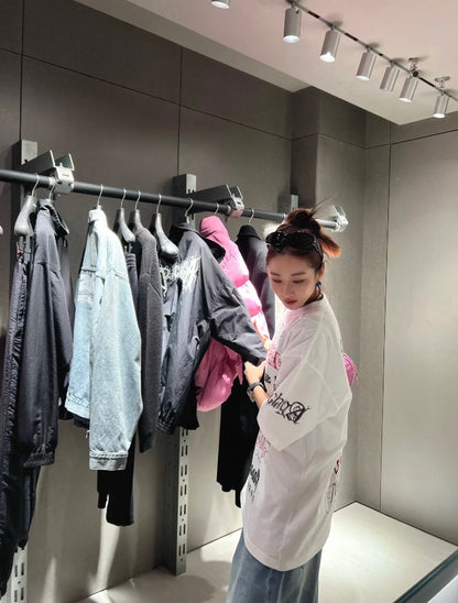 Camiseta Balenciaga Multi-Logo (Blanca)