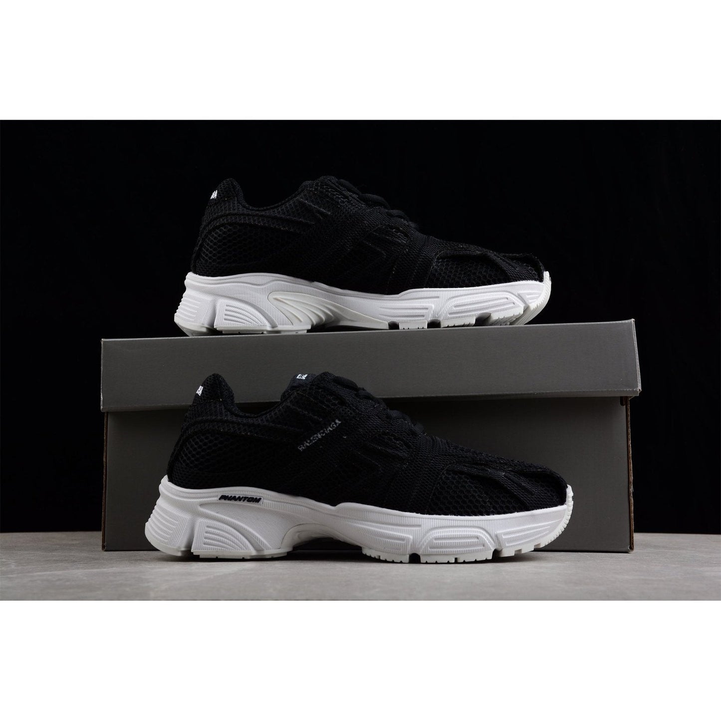 BALENCIAGA Phantom - Biocolor Sneakers Unisex Streetwear Limited Edition - The Balenciaga Phantom x Biocolor infuses vibrant dual-tone aesthetics into the brand's streamlined sneaker design.