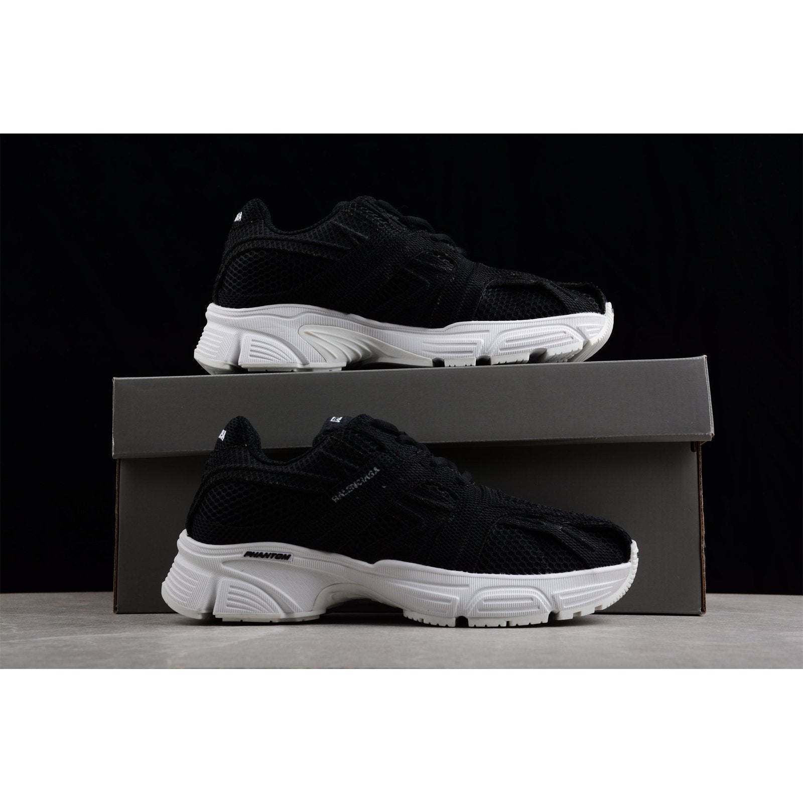 BALENCIAGA Phantom - Biocolor Sneakers Unisex Streetwear Limited Edition - The Balenciaga Phantom x Biocolor infuses vibrant dual-tone aesthetics into the brand's streamlined sneaker design.
