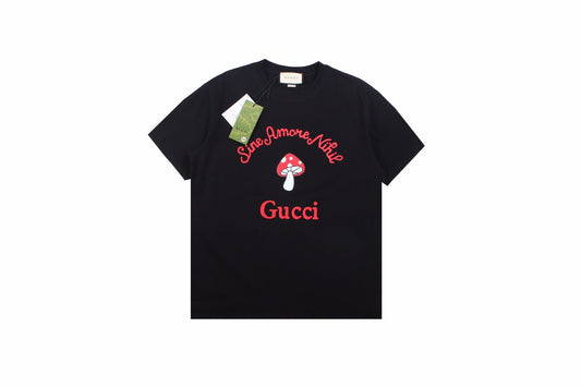 Gucci Mushroom Graphic T-shirt - Black Unisex Streetwear Limited Edition - <p dir='ltr'><span>This Gucci t-shirt features a whimsical mushroom graphic design. The black shirt showcases