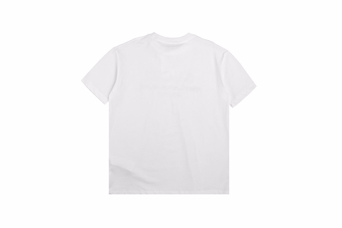 Camiseta Gucci con ciudades bordadas