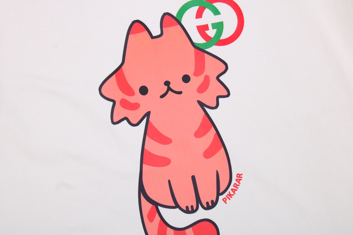 Camiseta Gucci con estampado de gato (Crema)
