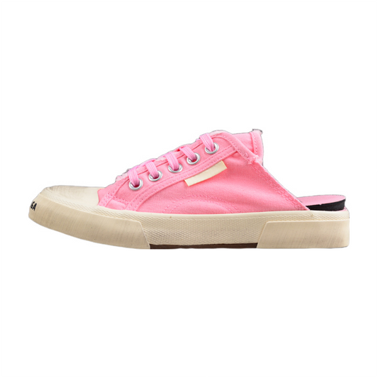 BALENCIAGA Paris Low - Sneakers - Pink Unisex Streetwear Limited Edition - Introducing the BALENCIAGA Paris Low x Pink, a vibrant addition to your footwear collection that