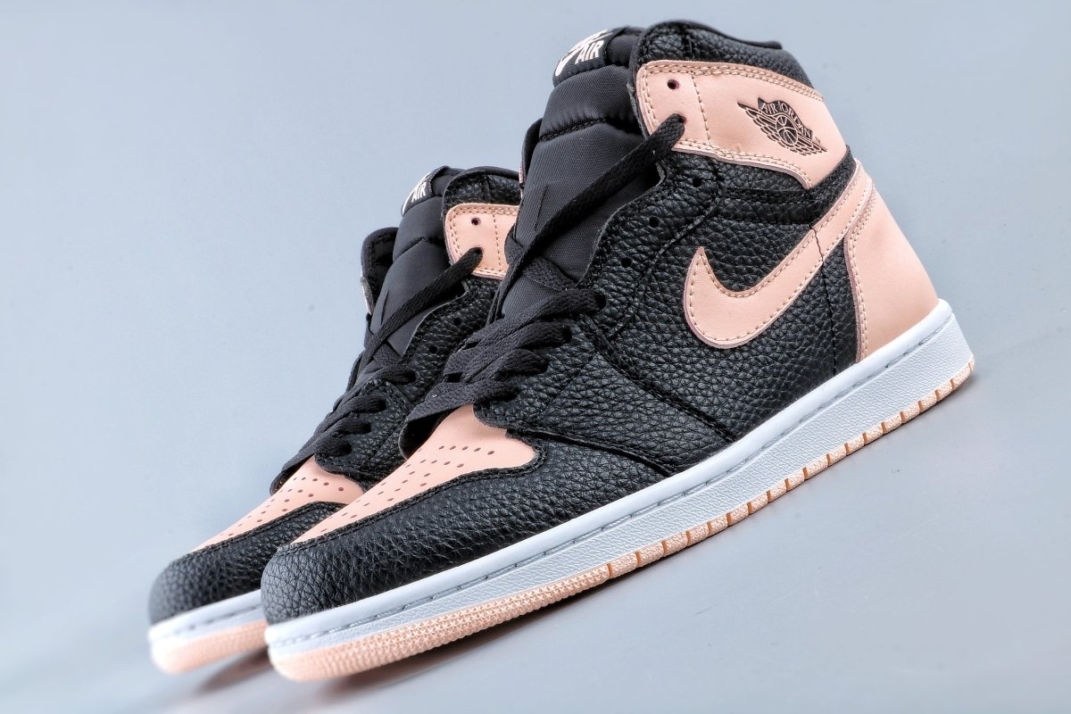 JORDAN 1 High - Crimson Tint Sneakers - Black Unisex Streetwear Limited Edition
