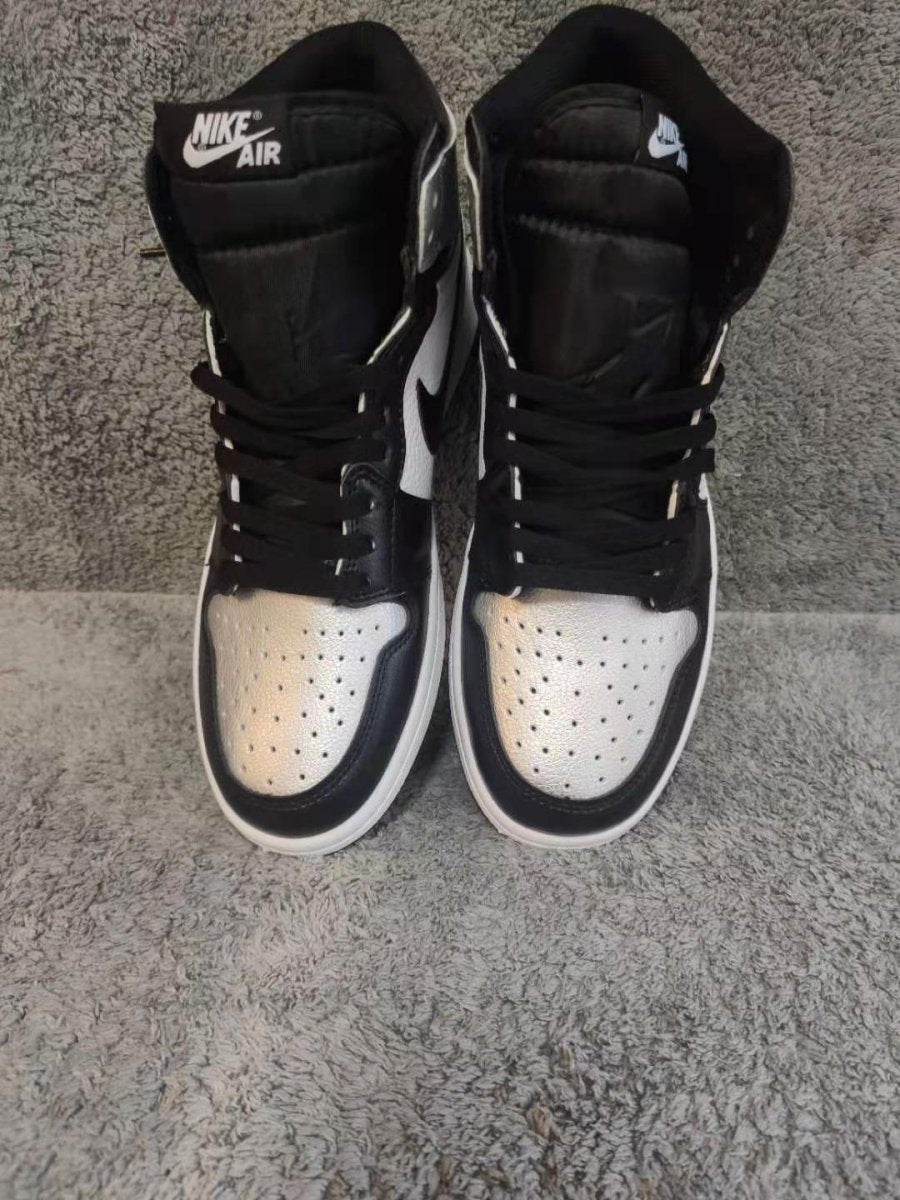 JORDAN 1 High - Silver Toe Sneakers - Black Unisex Streetwear Limited Edition