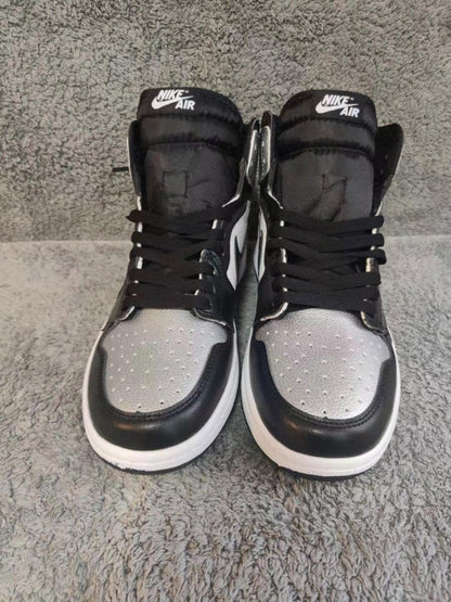 JORDAN 1 High - Silver Toe Sneakers - Black Unisex Streetwear Limited Edition