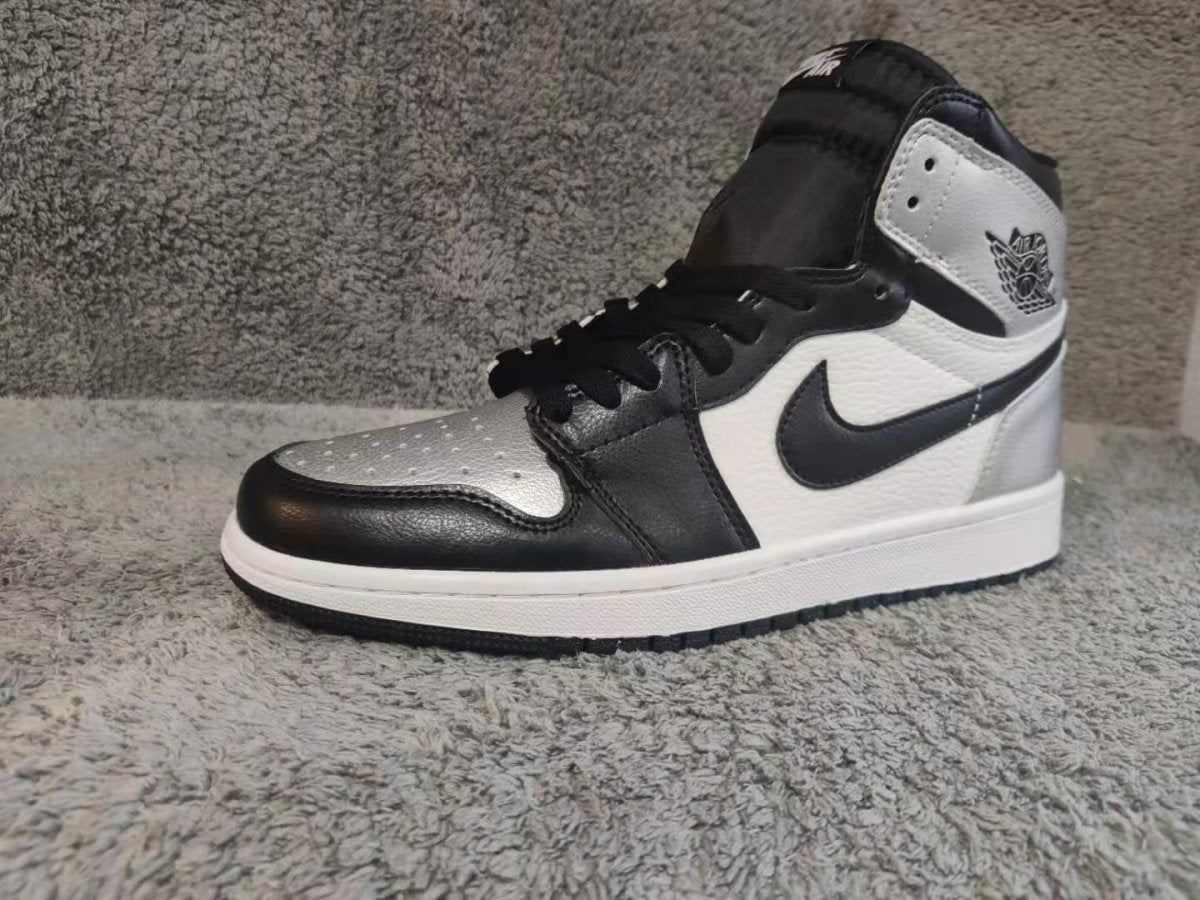 JORDAN 1 High - Silver Toe Sneakers - Black Unisex Streetwear Limited Edition