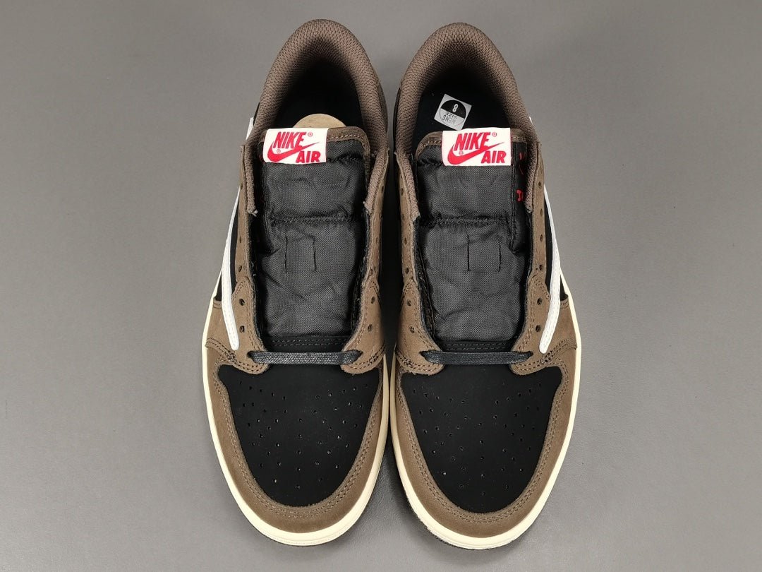JORDAN 1 Low Og Sp - Travis Scott - Black Unisex Streetwear Limited Edition - Introducing the highly coveted Jordan 1 Low Travis Scott OG SP, a masterpiece born from