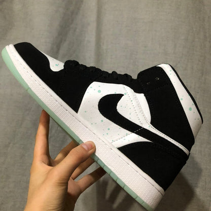 JORDAN 1 Mid - Mint Dots Sneakers - Black Unisex Streetwear Limited Edition