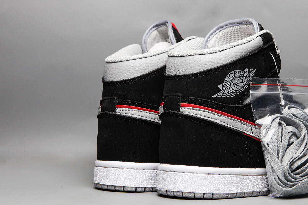 JORDAN 1 Mid - Particle Grey Gym Red Sneakers - Black Unisex Streetwear Limited Edition