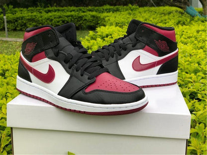 JORDAN 1 Mid - Bred Toe Sneakers Unisex Streetwear Limited Edition
