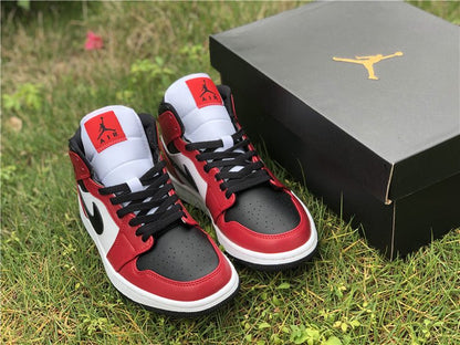 JORDAN 1 Mid - Chicago Toe Sneakers - Black Unisex Streetwear Limited Edition