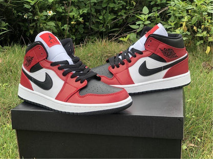 JORDAN 1 Mid - Chicago Toe Sneakers - Black Unisex Streetwear Limited Edition