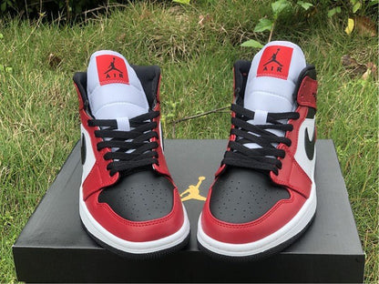 JORDAN 1 Mid - Chicago Toe Sneakers - Black Unisex Streetwear Limited Edition