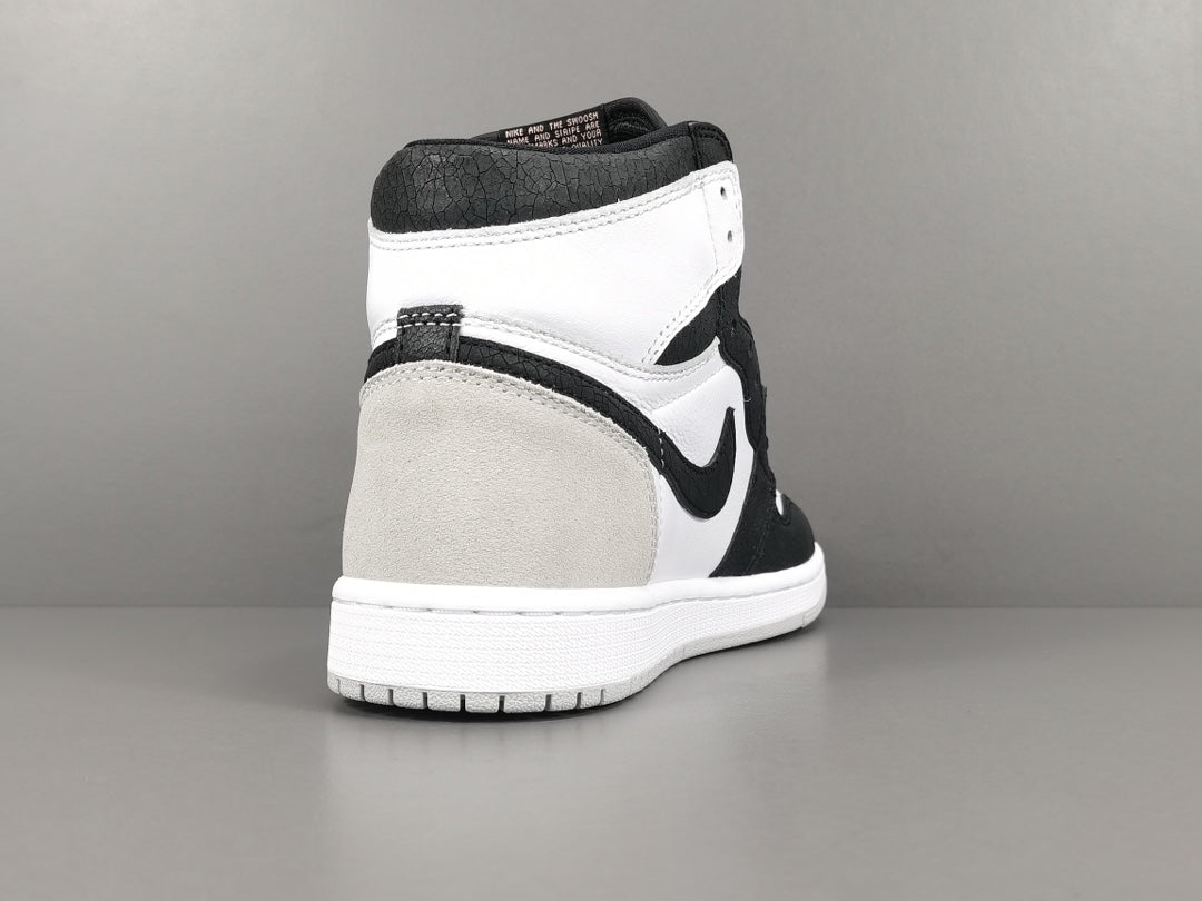 JORDAN 1 Retro High Og - Bleached Coral - Black Unisex Streetwear Limited Edition