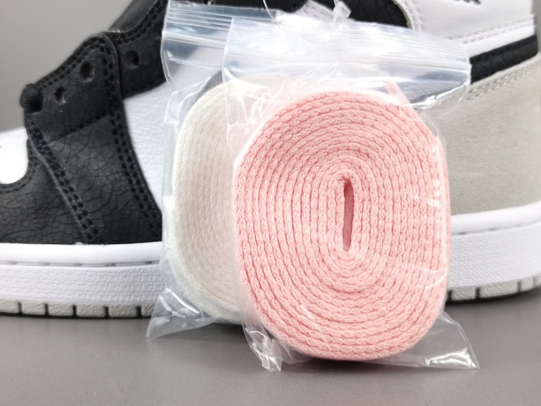 JORDAN 1 Retro High Og - Bleached Coral - Black Unisex Streetwear Limited Edition