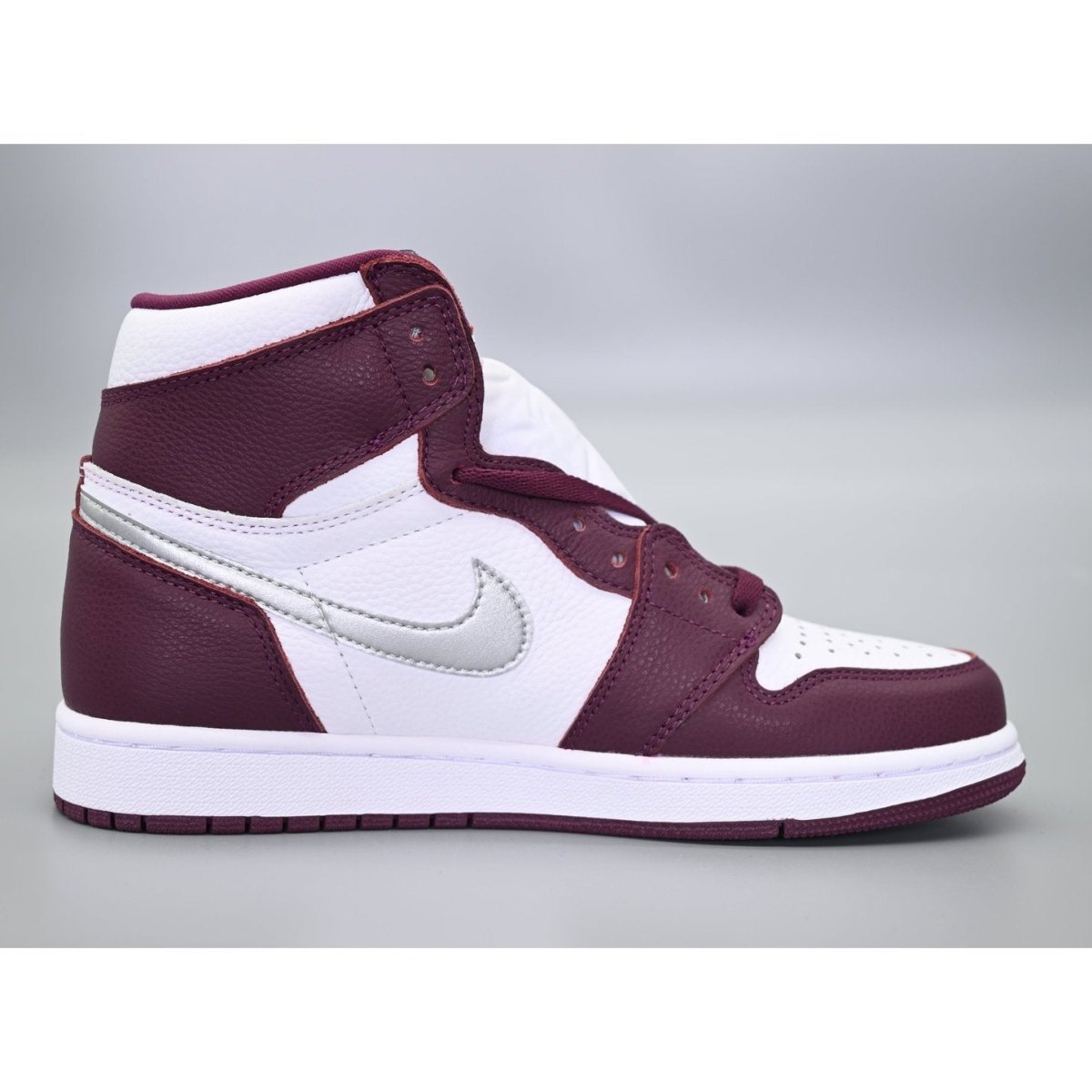 JORDAN 1 Retro High Og - Bordeau - Sneakers - Black Unisex Streetwear Limited Edition