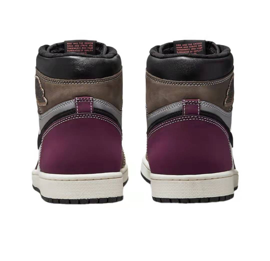 JORDAN 1 Retro High Og - Hand Crafted Sneakers - Black Unisex Streetwear Limited Edition